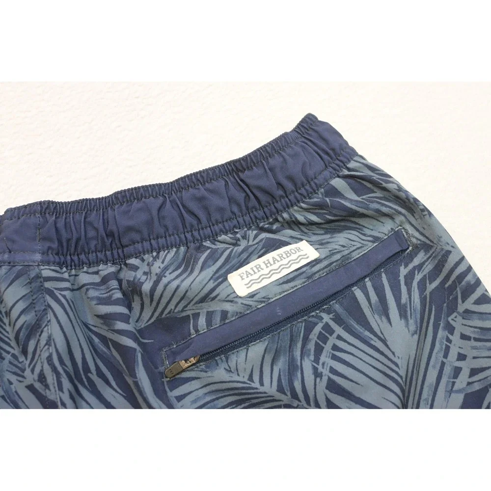 Fair Harbor Swim Shorts‎ Mens XL Navy Blue Palm Floral Board Trunks Lined